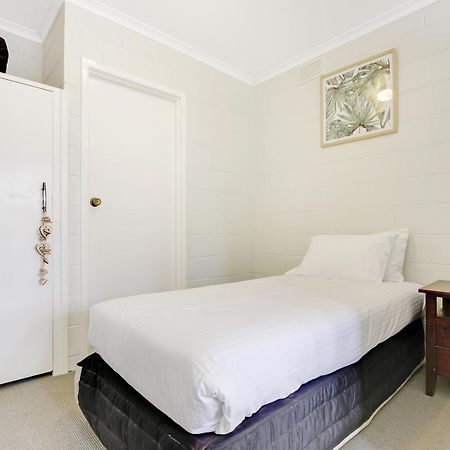 Hybiscus Waterfront Apartments Lakes Entrance Εξωτερικό φωτογραφία