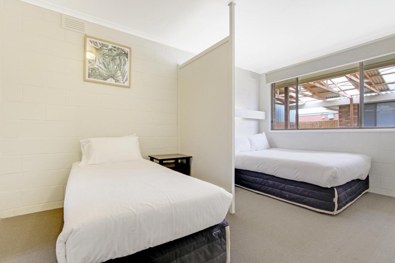Hybiscus Waterfront Apartments Lakes Entrance Εξωτερικό φωτογραφία