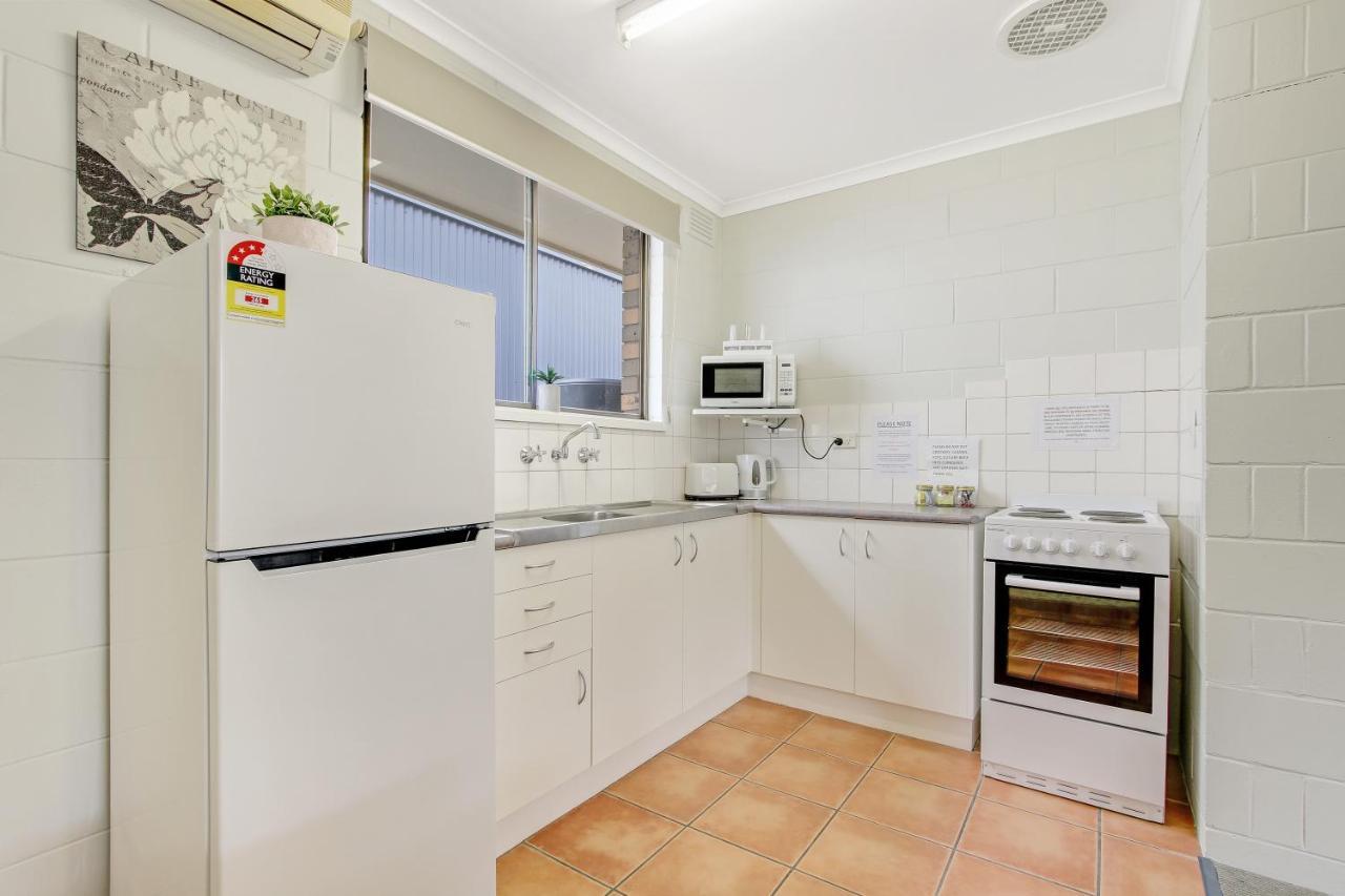 Hybiscus Waterfront Apartments Lakes Entrance Εξωτερικό φωτογραφία