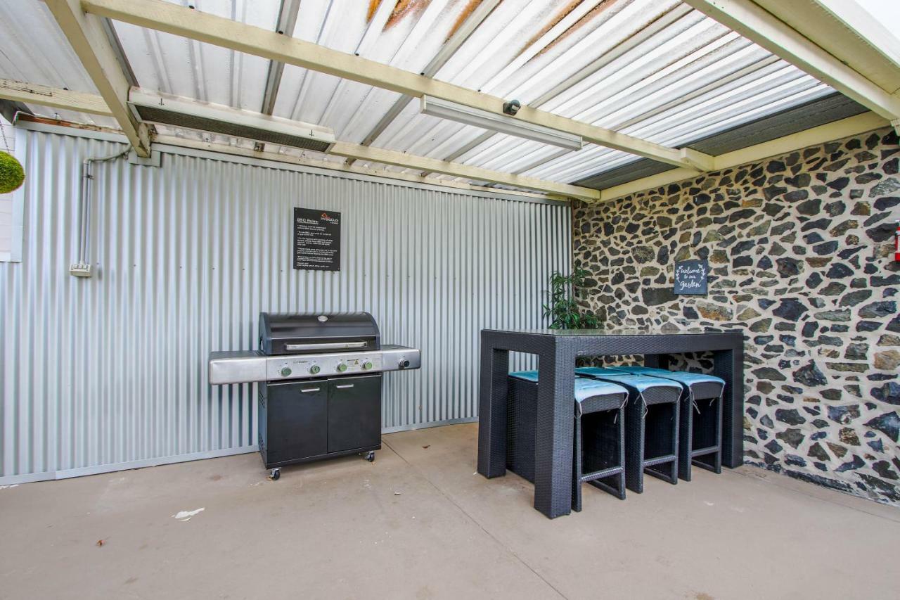 Hybiscus Waterfront Apartments Lakes Entrance Εξωτερικό φωτογραφία