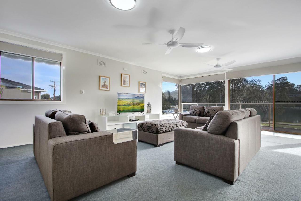 Hybiscus Waterfront Apartments Lakes Entrance Εξωτερικό φωτογραφία